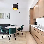 Kasprzaka 31 With Garage By Perfect 943 Daire