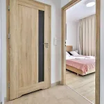 Daire Kasprzaka 31 With Garage By Perfect 943 *