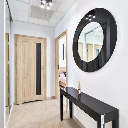 Kasprzaka 31 With Garage By Perfect 943 شقة