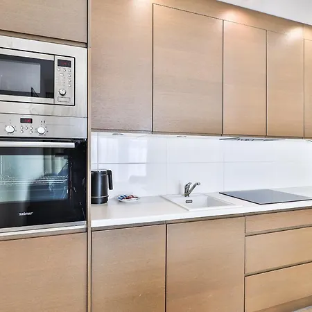 Kasprzaka 31 With Garage By Perfect 943 Apartman Varsó